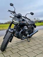 Moto Guzzi v7 stone 2022 slechts 6900km zeer mooi, Motoren, Motoren | Moto Guzzi, 2 cilinders, Motorrijbewijs A, Bedrijf, Traction Control