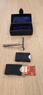 Vintage Scheermes in Doos met Mesjes - Gillette, Antiek en Kunst, Ophalen of Verzenden