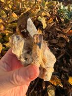 Mooie rookkwarts met grote punt, Ophalen of Verzenden, Mineraal
