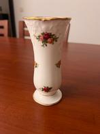 Royal Albert Old Country Roses Vaasje, Antiek en Kunst, Ophalen