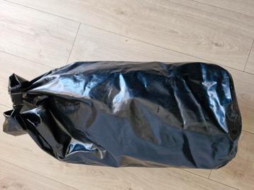 Waterdichte rol beschikbaar voor biedingen