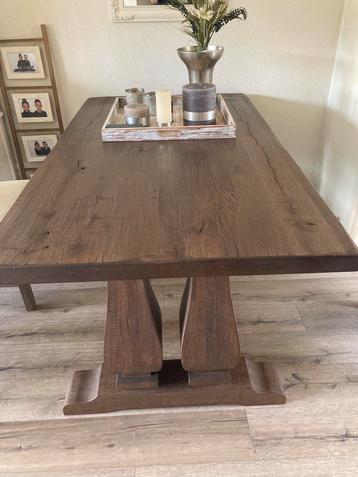 Super mooie eet tafel te koop aangeboden . beschikbaar voor biedingen