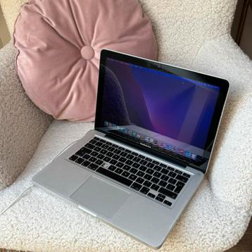 Macbook beschikbaar voor biedingen