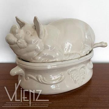 Vintage terrinevorm varken, terrine vorm, schaal met lepel beschikbaar voor biedingen