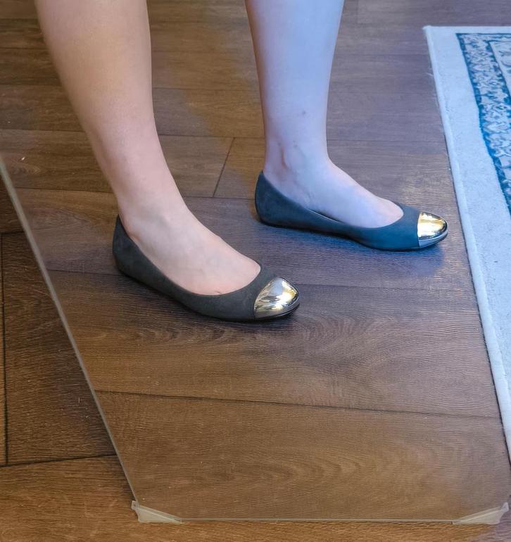 Grijze ballerina's, Kleding | Dames, Schoenen, Gedragen, Ballerina's, Grijs, Ophalen of Verzenden