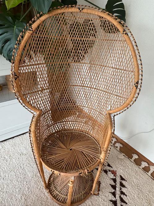 Vintage rotan pauwen stoel, Huis en Inrichting, Stoelen, Gebruikt, Eén, Riet of Rotan, Bruin, Ophalen of Verzenden