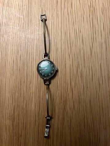 Zilveren vintage horloge jaren ‘70 beschikbaar voor biedingen