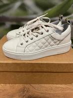 Nieuwe witte leren Poelman sneakers Maat 37, Kleding | Dames, Schoenen, Poelman, Wit, Nieuw, Ophalen of Verzenden