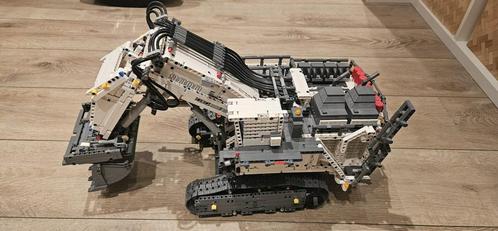 3x lego technics tekoop alle retired,Liebherr,bugatti,porshe, Kinderen en Baby's, Speelgoed | Duplo en Lego, Zo goed als nieuw