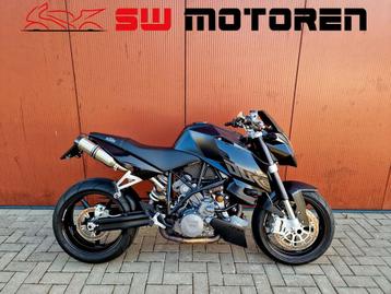 990 SUPERDUKE SM BLACK EDITION, SPORTDEMPERS, LAGE KM! SMT beschikbaar voor biedingen