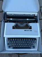 Antiek vintage typemachine van Olivetti Dora + opberg koffer, Verzenden