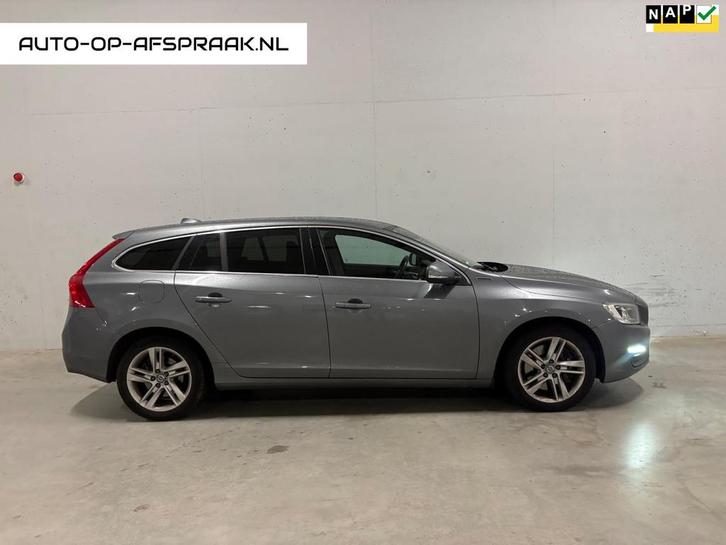 Volvo V60 2.4 D5 Twin Engine Lease Edition Leer Navi Stoelve, Auto's, Volvo, Bedrijf, Te koop, V60, 4x4, ABS, Airbags, Airconditioning