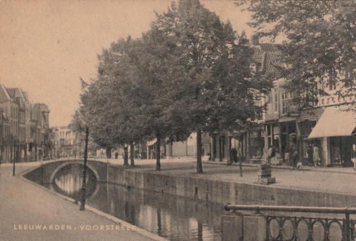LEEUWARDEN Voorstreek, Verzamelen, Ansichtkaarten | Nederland, Ongelopen, Friesland, 1940 tot 1960, Verzenden