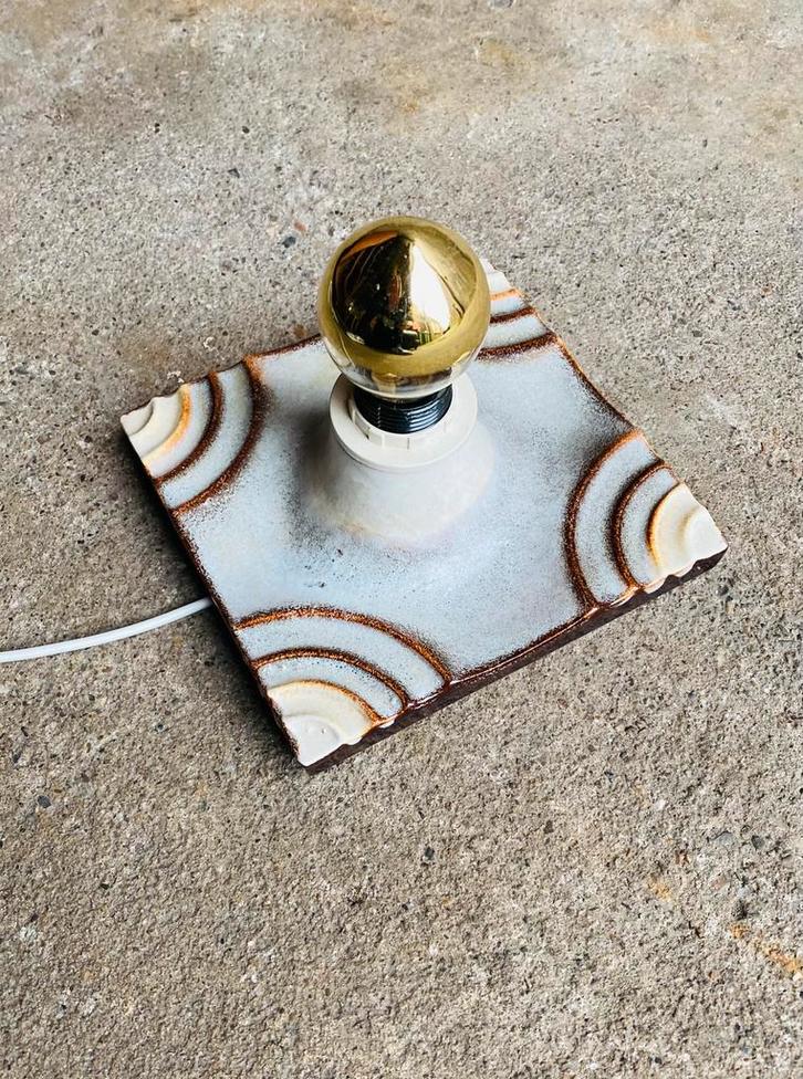 Keramiek tafellamp met kopspiegellamp uit jaren 70, Huis en Inrichting, Lampen | Tafellampen, Gebruikt, Minder dan 50 cm, Overige materialen