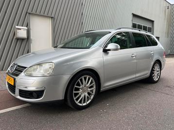 Volkswagen Golf 1.4 TSI HIGHLINE | 1e eignaar | zeer goed beschikbaar voor biedingen