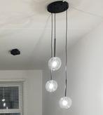 Mooie hanglamp met 3 glazen bollen, Huis en Inrichting, Lampen | Hanglampen, Ophalen of Verzenden, Zo goed als nieuw