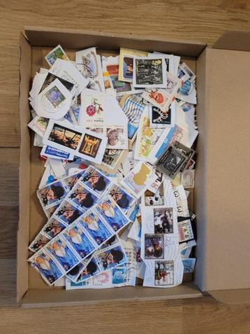 Postzegels van Nederland en buitenland de prijs is verlaagd! beschikbaar voor biedingen