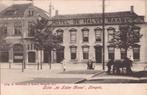Hengelo 1910 Hotel De Halve Maan en hondenkar, Verzamelen, Ansichtkaarten | Nederland, Verzenden, Voor 1920, Gelopen, Overijssel