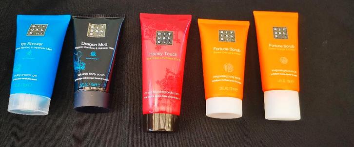 7 NIEUW Rituals Sakura Verzorgingsset Travel Fortune Scrub, Sieraden, Tassen en Uiterlijk, Uiterlijk | Lichaamsverzorging, Nieuw