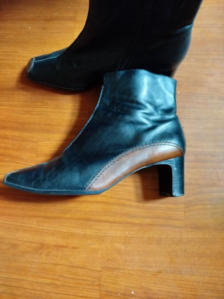 Mooie zwarte enkel laarsjes, Kleding | Dames, Schoenen, Zo goed als nieuw, Lage of Enkellaarzen, Zwart, Ophalen of Verzenden