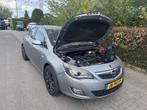 Opel Astra 1.6 Turbo Sport 5-Deurs 2010 Koppakking lek, Auto's, Opel, Voorwielaandrijving, 4 cilinders, Bedrijf, Handgeschakeld