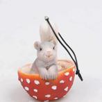 EEKHOORNTJE IN PADDENSTOELTJE