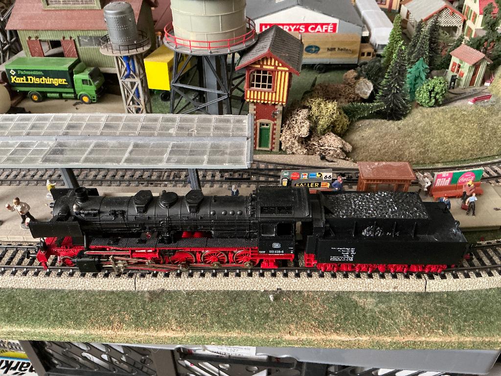 Fleischmann stoomlocomotief Baureihe 51 digitaal, Hobby en Vrije tijd, Modeltreinen | H0, Fleischmann, Ophalen of Verzenden, Zo goed als nieuw