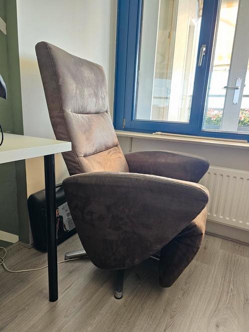 Lekkere relax stoel voor bijv starters of studenten, Huis en Inrichting, Fauteuils, Gebruikt, Stof, Ophalen