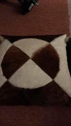 2 Koeienhuid kussens, Ophalen of Verzenden, Zo goed als nieuw, Rood, Vierkant