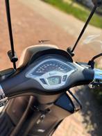 Vespa Sprint mat zwart 45km, Fietsen en Brommers, Scooters | Vespa, Ophalen, Maximaal 45 km/u, Vespa S, Zo goed als nieuw