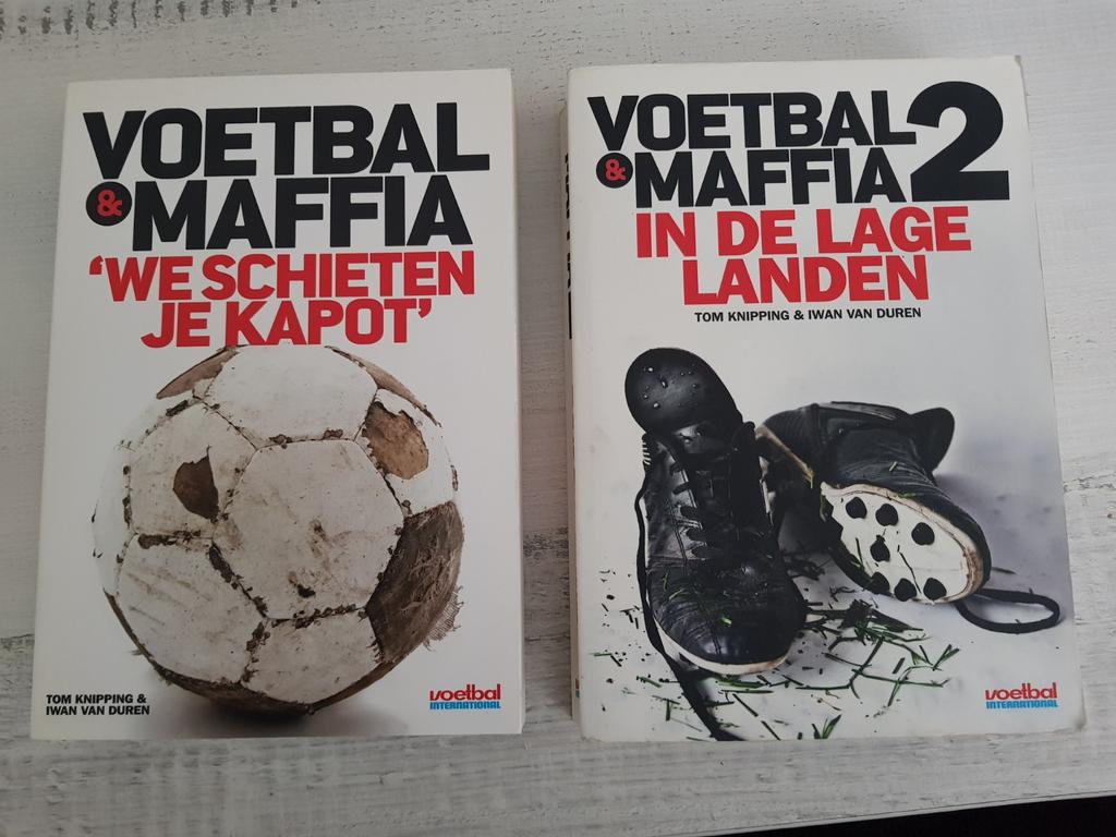 Voetbal  Maffia 1 en 2, Boeken, Ophalen of Verzenden, Zo goed als nieuw, Balsport