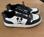Leuke Mickey Mouse sneakers, Kleding | Dames, Schoenen, Ophalen of Verzenden, Zo goed als nieuw, Sneakers of Gympen