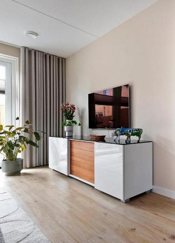 Karat TV meubel / dressoir 240 breed beschikbaar voor biedingen