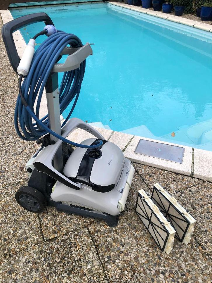 Zwembadrobot Dolphin active de Luxe als nieuw, Tuin en Terras, Zwembad-toebehoren, Zo goed als nieuw, Ophalen