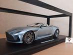 Aston Martin DB12 Volante 2023 Caribbean Blue Pearl 1:18, Overige merken, Auto, Nieuw, Ophalen of Verzenden