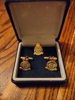 Manchette knoppen en dasspeld Royal Air Force, Ophalen of Verzenden, Luchtmacht, Engeland, Embleem of Badge