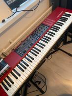 Te koop aangeboden Nord piano € 1100,00, Ophalen, Gebruikt, Overige aantallen, Overige merken