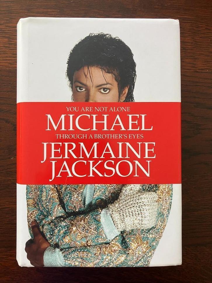 You Are Not Alone: Michael, Through a Brother's Eyes, Boeken, Muziek, Zo goed als nieuw, Artiest, Ophalen of Verzenden