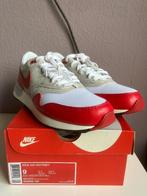Nike air Odyssey White Red 42.5 Max 1 One 90 2015 OG 180, Nieuw, Ophalen of Verzenden, Wit, Sneakers of Gympen