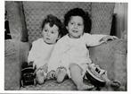 2 YOUNG SURVIVORS of the TITANIC, Verzamelen, Scheepvaart, Ophalen of Verzenden, Nieuw, Motorboot, Kaart, Foto of Prent