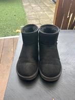Meisjes uggs, Ophalen of Verzenden, Zo goed als nieuw, Laarsjes