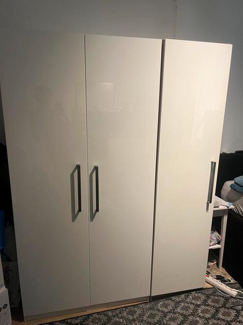 Ruime Ikea Pax kledingkast hoogglans wit, Huis en Inrichting, Kasten | Kledingkasten, Zo goed als nieuw, 200 cm of meer, 150 tot 200 cm
