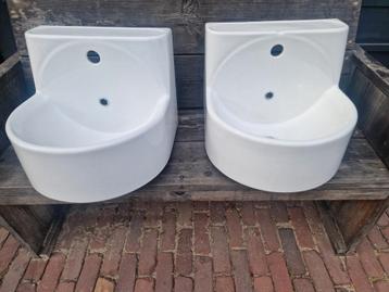 Vintage Wasbakken - Set van 2 x wastafel beschikbaar voor biedingen