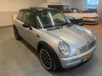 Mini 1.6 16V Cooper 2003 Grijs, Voorwielaandrijving, Zwart, 4 cilinders, 4 stoelen