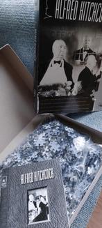 Alfred Hitccock.LEGPUZZEL verhaal.WIE DURFT, ZOEK DE DADER!, Ophalen of Verzenden, 500 t/m 1500 stukjes, Nieuw, Legpuzzel