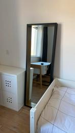 Moderne spiegel zwarte lijst gouden binnenrand 54,5x165x8, Huis en Inrichting, Woonaccessoires | Spiegels, Ophalen, Zo goed als nieuw