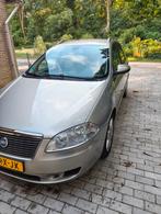 Fiat Croma 2.2 16V 2005 Grijs, Auto's, Fiat, Voorwielaandrijving, Stof, 4 cilinders, 700 kg