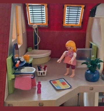 NIEUWE PLAYMOBIL BADKAMER NR 4295 COMPLEET

 beschikbaar voor biedingen
