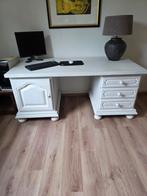 Groot oud bureau, afm. B x d x h = 170 x 82 x 76 cm, Ophalen, Gebruikt