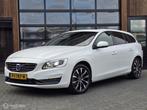VOLVO V60 2.0 T3 OPEN DAK LEER CAMERA TREKHAAK STANDKACHEL, Gebruikt, 4 cilinders, 1969 cc, Wit